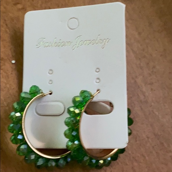 earrings - Picture 2 of 4